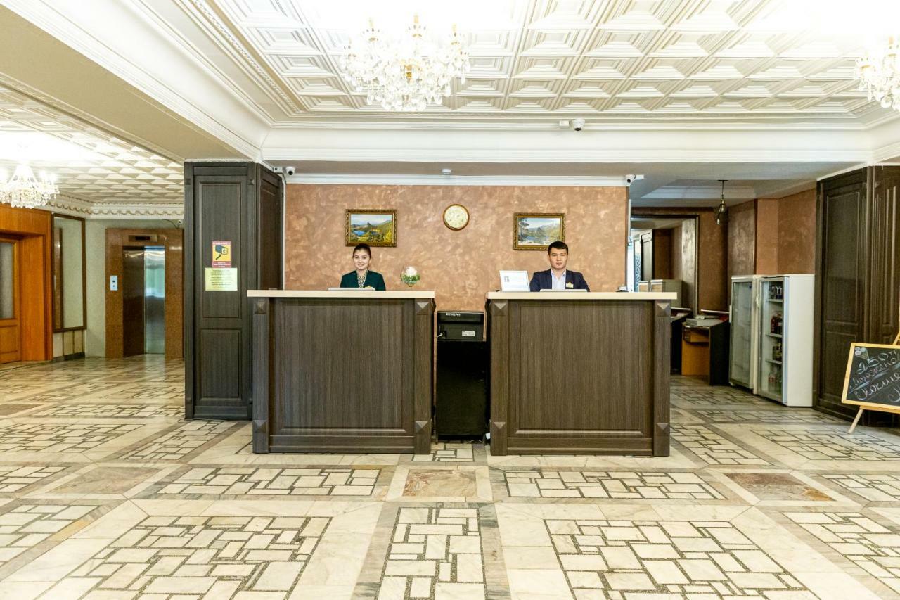 Hotel Tourist アスターナ エクステリア 写真